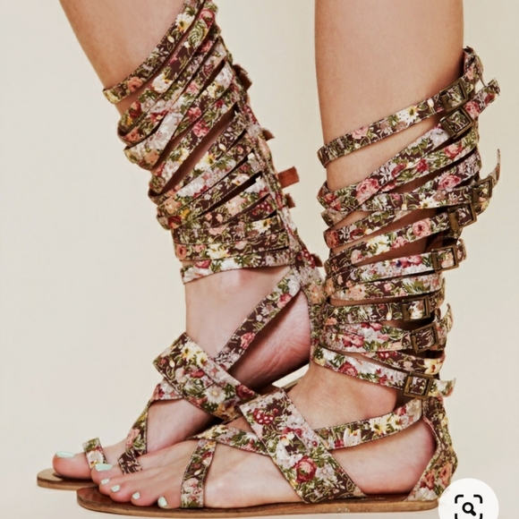 Jeffrey Campbell for Free People Romana Sandal - Picture 2 of 8